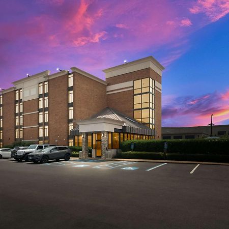 Best Western Hampton Coliseum Inn Exteriör bild