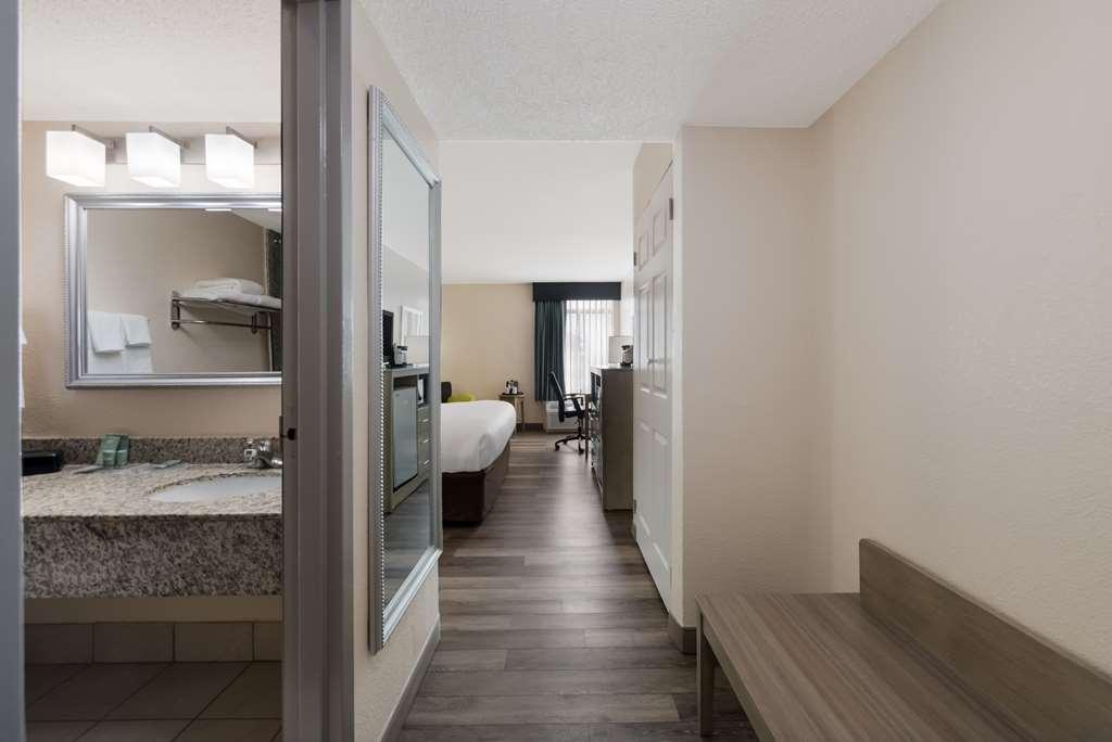 Best Western Hampton Coliseum Inn Rum bild