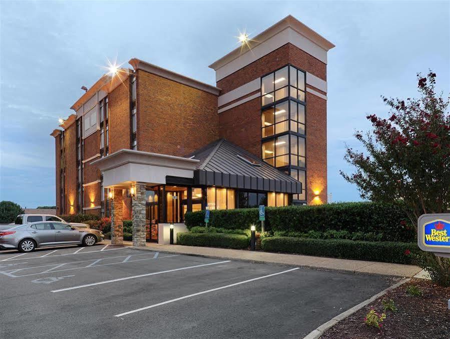 Best Western Hampton Coliseum Inn Exteriör bild